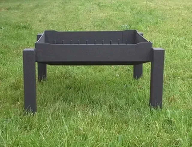 Přenosné ohniště čtvercové 02 (60x60)